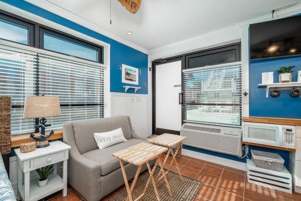 Why Knot Getaway…Rooftop With Waterview! Unit F Beaufort Екстериор снимка
